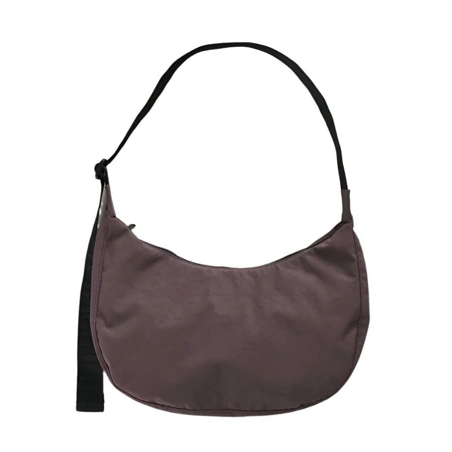 Medium Crescent Baggu in Peppercorn