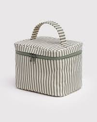 LARGE COSMETIC CASE